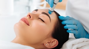 [ŠPANSKO] Do SAVRŠENE KOŽE u samo 5 koraka! Obnovite kožu lica u La Camilla beauty bar u Zagrebu - čišćenje ultrazvučnom špatulom, hydrafacial, maska, ultrazvuk/hladni čekić i led maska!