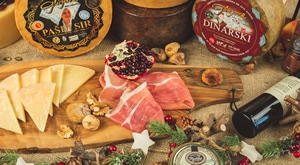 NAGRADNA PONUDA - ISKORISTIVO DO 30.7.2026. Počastite se najboljim SIREVIMA i DELICIJAMA! Gligora Delikatese ZAGREB donosi vam VOUCHER od 40 € za cijeli asortiman na 5 poznatih lokacija u gradu!