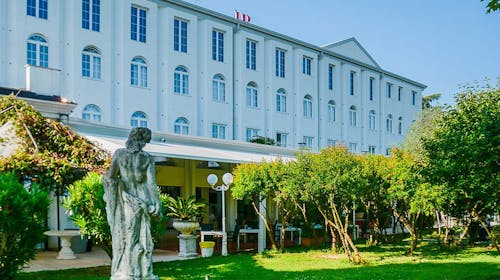 Hotel Bellavista Terme - Odmor u Italiji, Montegrotto Terme, Italija - 235 EUR - 2x noćenje u Standard dvokrevetnoj sobi za 2 osobe (1 dijete do 6 godina besplatno), Doručak