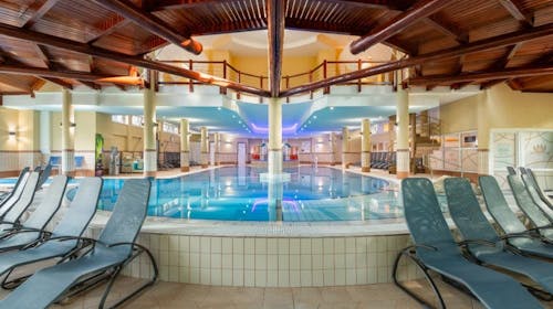 Lotus Therme Hotel & Spa - Luksuzan wellness odmor u Hévízu, Hévíz, Mađarska - 514 EUR - 3x noćenje u Standard dvokrevetnoj sobi za 2 osobe, Polupansion