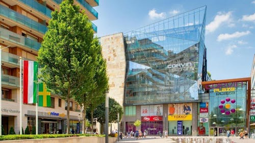 Escala Hotel & Suites Budapest, Budimpešta, Mađarska - 207 EUR - 3x noćenje u Standard dvokrevetnoj sobi za 2 osobe, Buffet doručak