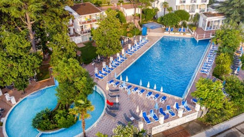 Hunguest Hotel Sun Resort - Odmor u Crnoj Gori, Herceg Novi, Crna Gora - 719 EUR - 5x noćenje u dvokrevetnoj sobi s balkonom za 2 osobe (2 djece do 12 godina besplatno), Polupansion (buffet doručak i večera)
