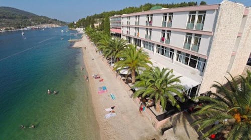 Hotel Posejdon - All inclusive 1. svibanj, proljeće i jesen na Korčuli , Vela Luka, Korčula, Dalmacija, Hrvatska - 389 EUR - 3x noćenje u dvokrevetnoj Standard sobi (pogled park) s balkonom za 2 osobe, All inclusive