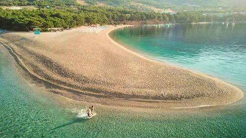 Bluesun Hotel Elaphusa - Romantično svibanjsko opuštanje na Braču, Bol, otok Brač, Dalmacija, Hrvatska - 348 EUR - 3x noćenje u Standard dvokrevetnoj sobi s balkonom (morska strana) za 2 osobe, Polupansion (buffet doručak i večera)