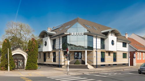 Hotel Kalvaria - Odmor u Mađarskoj , Győr, Mađarska - 534 EUR - 5x noćenje u objektu s 3 zvjezdice za 2 osobe, Polupansion