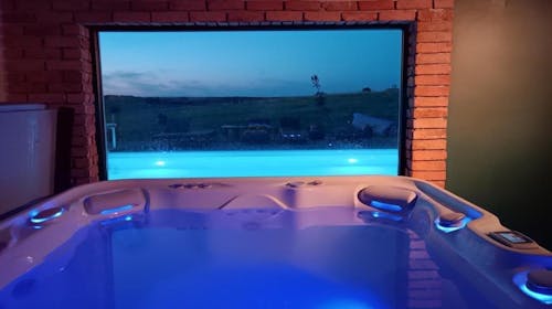 Nagypince Borhotel Wine & Spa - Romantičan odmor, Böhönye, Mađarska - 125 EUR - 2x noćenje u dvokrevetnoj Standard sobi za 2 osobe, Polupansion
