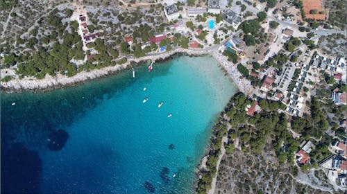 Kamp Rehut - Mobilne kućice - 1. svibanj na otoku Murter, Slanica, otok Murter, Dalmacija, Hrvatska - 395 EUR - 5x noćenje u mobilnoj kućici Adria, Aurora, Sunset ili Onyx za 4 osobe, Besplatan Wi-Fi