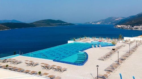 Grand Hotel Neum - Wellness odmor uz more, Neum, Bosna i Hercegovina - 396 EUR - 3x noćenje u dvokrevetnoj sobi pogled park za 2 osobe, Polupansion