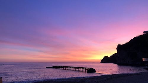 Hotel Idila by Aycon - Obiteljsko proljeće i jesen, Budva, Crna Gora - 492 EUR - 5x noćenje u dvokrevetnoj Deluxe sobi s pogledom na park za 2 osobe (1 dijete do 11,99 godina besplatno), Doručak
