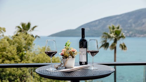 Hotel Talia - All inclusive odmor u Crnoj Gori, Igalo, Crna Gora - 357 EUR - 3x noćenje u trokrevetnoj sobi bez terase za 2 osobe (2 djece do 12 godina besplatno), All inclusive