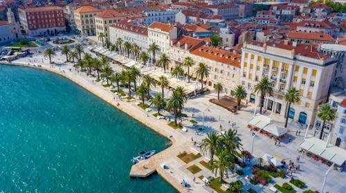 Hotel Batuda - Obiteljski odmor u Splitu u svibnju, Split, Dalmacija, Hrvatska - 117 EUR - 1x noćenje u dvokrevetnoj sobi za 2 osobe (1 dijete do 6 godina besplatno), Doručak