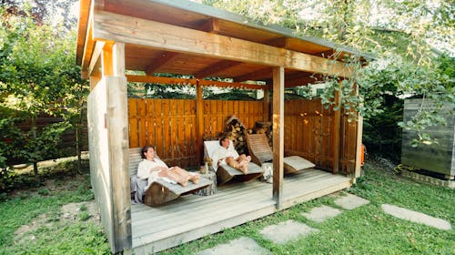 Camping Bela krajina - Glamping i wellness keltski odmor uz Kupu, Podzemelj, Gradac, Slovenija - 240 EUR - 2x noćenje u glamping keltskoj kućici za 2 osobe, Bogat lokalni doručak
