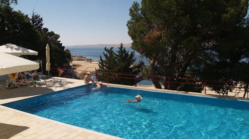 Hotel Zagreb Karlobag - All inclusive light ljeto, Karlobag, Hrvatska - 360 EUR - 3x noćenje u dvokrevetnoj sobi za 2 osobe (1. dijete do 11,99 godina besplatno i 2. dijete do navršene 1 godine besplatno), All inclusive light