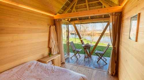 Camping Bela krajina - Glamping i wellness keltski odmor uz Kupu, Podzemelj, Gradac, Slovenija - 300 EUR - 3x noćenje u glamping keltskoj kućici za 2 osobe, Bogat lokalni doručak