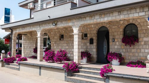 Adria Centar Koćuša - Odmor za dvoje na prekrasnoj reci Trebižat, Ljubuški, Bosna i Hercegovina - 342,50 EUR - 4x noćenje u dvokrevetnoj sobi za 2 osobe, Doručak