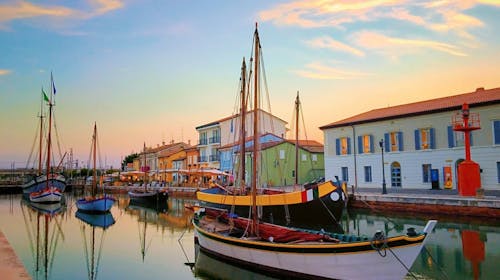 Hotel Cosmopol Cesenatico - Odmor u Italiji, Cesenatico, Italija - 1.875 EUR - 7x noćenje u četverokrevetnoj sobi s balkonom za 2 osobe (2 djece do 14 godina i 1 dijete do 2,99 godina besplatno), All inclusive