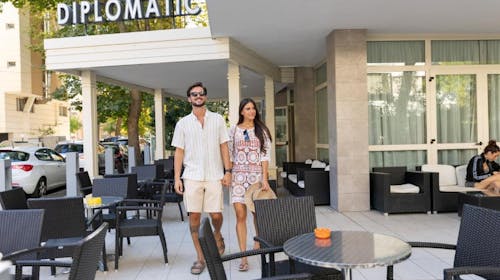 Hotel Diplomatic - All inclusive odmor uz more u Cesenaticu, Cesenatico, Italija - 492 EUR - 3x noćenje u dvokrevetnoj sobi s balkonom za 2 osobe, All inclusive u hotelskom restoranu