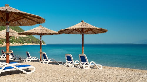 Hotel Faraon - All inclusive ljeto u Dalmaciji, Trpanj, Dalmacija, Hrvatska - 660 EUR - 3x noćenje u dvokrevetnoj Comfort sobi s balkonom (pogled more) za 2 osobe (dijete do 11,99 godina besplatno), All inclusive s uključenim pićem uz obroke