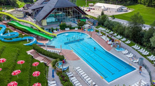 Terme Snovik - Proljeće i početak ljeta u zelenoj termalnoj oazi, Laze v Tuhinju, Slovenija - 279 EUR - 2x noćenje u dvokrevetnoj sobi/apartmanu u apartmanskom naselju 4* za 2 osobe, Polupansion