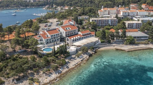 Marko Polo Maradiso Hotel by Aminess - Obiteljski kraj ljeta na Korčuli, Korčula, Dalmacija, Hrvatska - 282 EUR - 2x noćenje u dvokrevetnoj Comfort sobi za 2 osobe (1 dijete do 9,99 godina besplatno), Polupansion