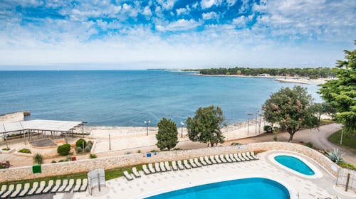 Hotel Umag Plava Laguna - Ljeto uz obalu, Umag, Istra, Hrvatska - 1.153 EUR - 5x noćenje u dvokrevetnoj Classic sobi s balkonom (pogled park) za 2 osobe, Piće uz večeru