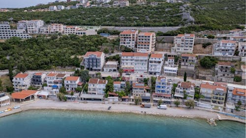 Hotel Adria - Ljetni odmor u Neumu, Neum, Bosna i Hercegovina - 972 EUR - 5x noćenje u apartmanu s dvije sobe za 4 osobe, Polupansion