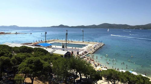 Villa Angie - Obiteljski odmor u Biogradu na Moru, Biograd na Moru, Dalmacija, Hrvatska - 360 EUR - 4x noćenje u moderno opremljenom apartmanu za 4 osobe, Posteljina i ručnici