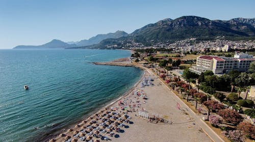 Hotel Agape - Kraj ljeta u Crnoj Gori - Posebna cijena, Bar, Crna Gora - 270 EUR - 3x noćenje u dvokrevetnoj sobi za 2 osobe (1 dijete do 6,99 godina besplatno), Polupansion (buffet doručak i večera)