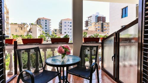 Villa Dvor Kornić - Jesen u Budvi, Budva, Crna Gora - 305 EUR - 5x noćenje u dvokrevetnoj Standard sobi za 2 osobe, Doručak