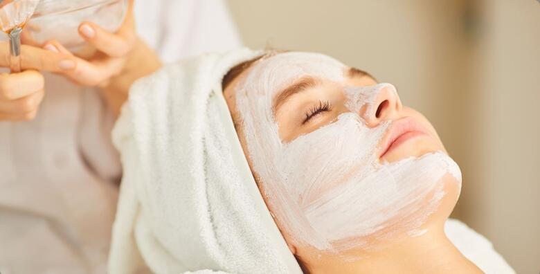 HYDRAFACIAL TRETMAN u studiju ljepote Aura Bliss - tretman koji čisti i dubinski hidratizira kožu lica